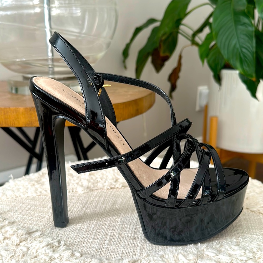 Chinese Laundry Teaser2 Platform Sandal